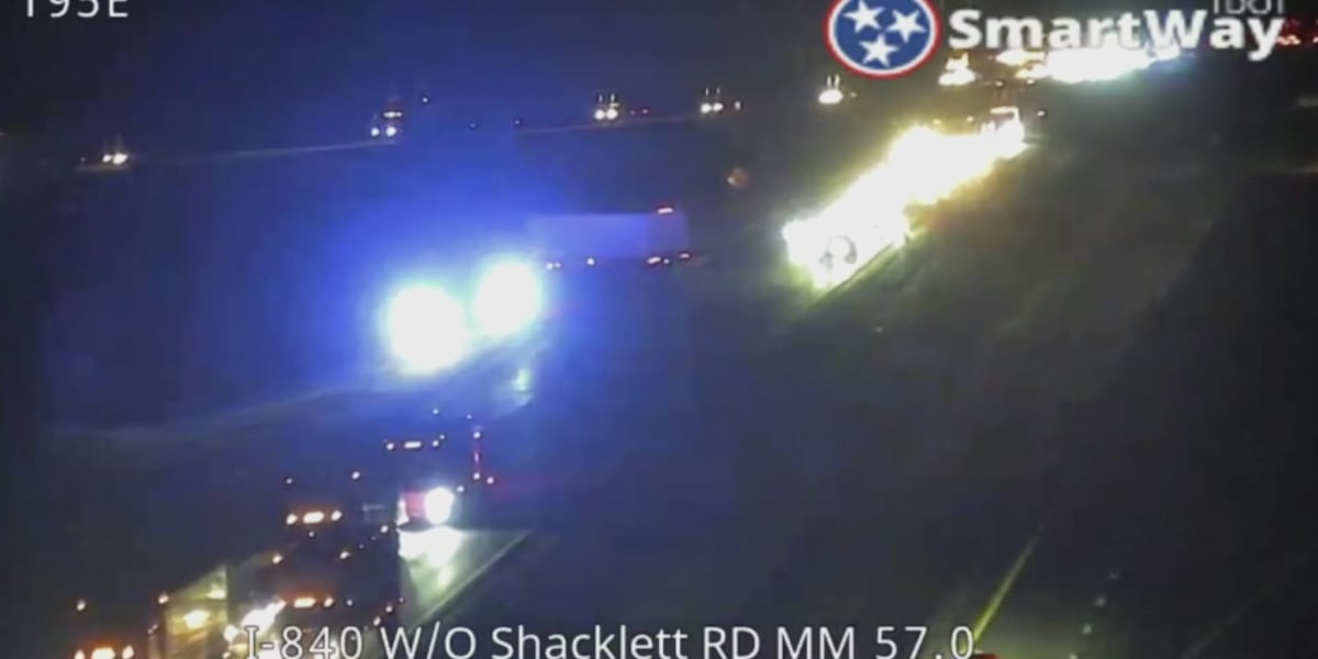 Crash involving pedestrian closes I-840 in Rutherford County