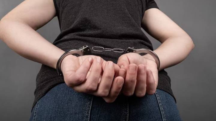 Arrestan en Laredo a mujer por llamar de forma excesiva al 911; ya había sido advertida