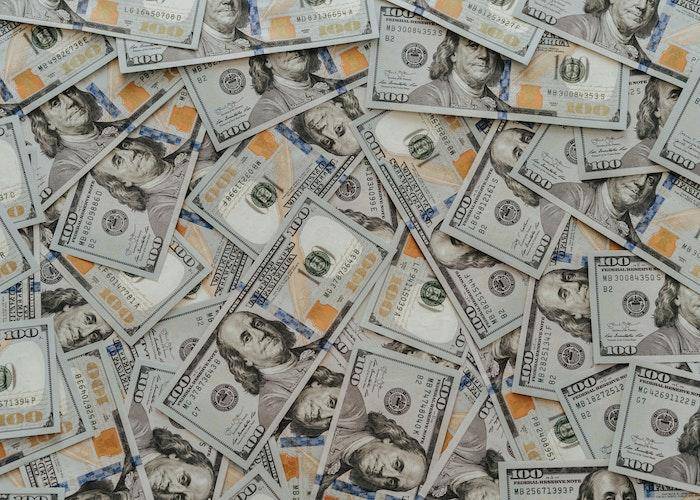 Riley introduces bipartisan bill to ban bonuses for utility CEOs when they hike rates