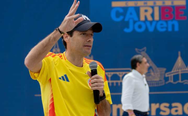 Mauricio Gómez Amín se une a Abelardo de la Espriella tras renunciar a precandidatura