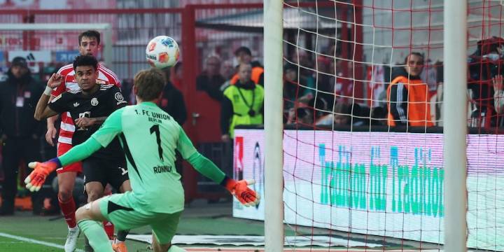Gol de Luis Díaz en el partido del Unión Berlín y Bayern Múnich, el mejor de noviembre en la Bundesliga