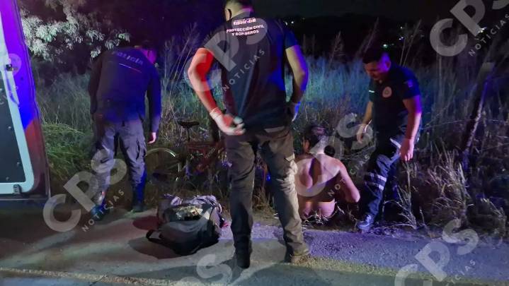 Motociclista y ciclista lesionados tras fuerte choque en la avenida Guadalajara en Puerto Vallarta