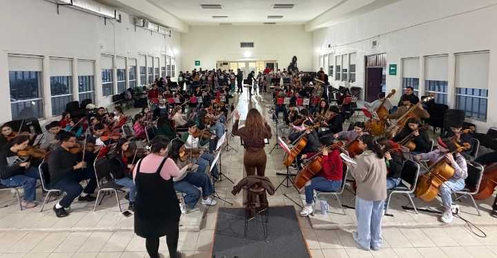 Participarán cerca de 300 estudiantes en Festival Navideño 2025 de Música en mi Escuela