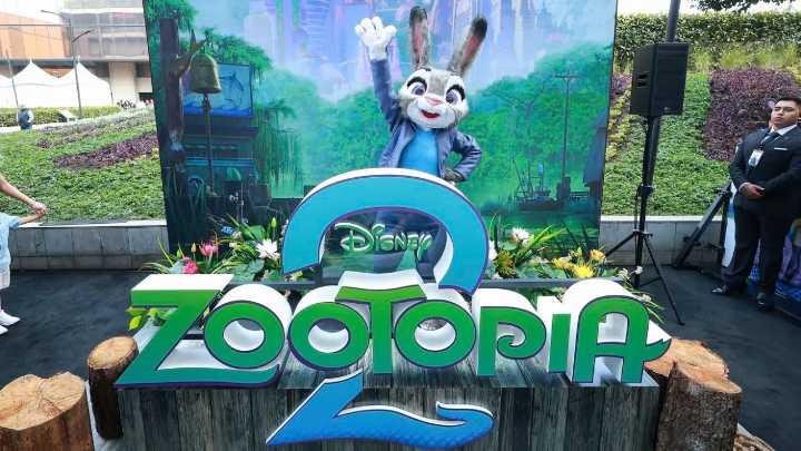 ‘Zootopia 2’, la segunda cinta animada que más rápido alcanza los 1,000 mdd en taquilla