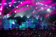 Millions of disgruntled concertgoers likely to sue Ticketmaster