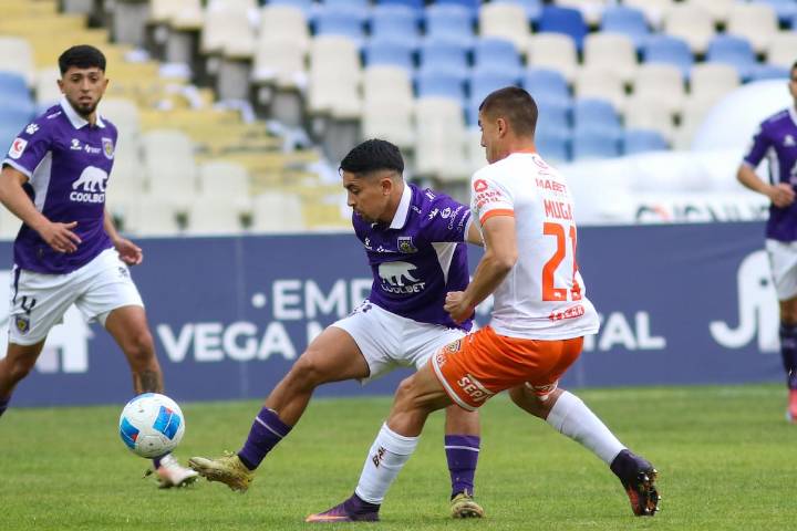 Programación fútbol chileno: ¿Qué partidos se juegan hoy, 3 de diciembre, y quién transmite?