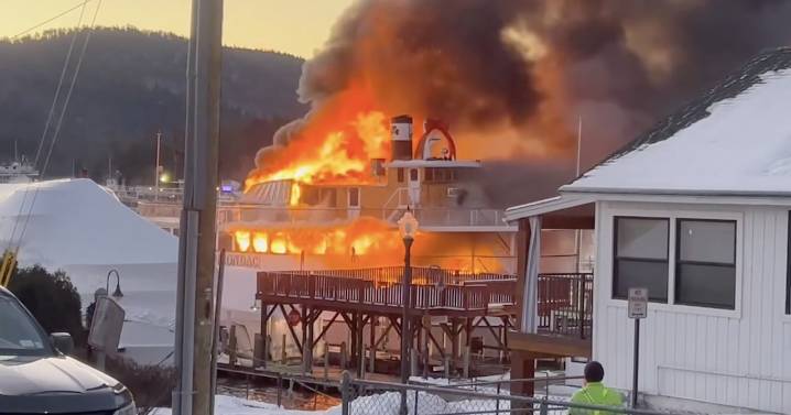 Fire engulfs popular Lake George cruise boat used for holiday tours