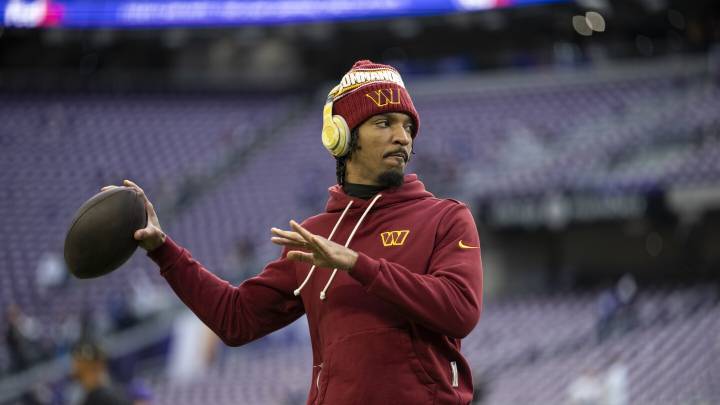 Jayden Daniels will not play this week after aggravating left elbow injury