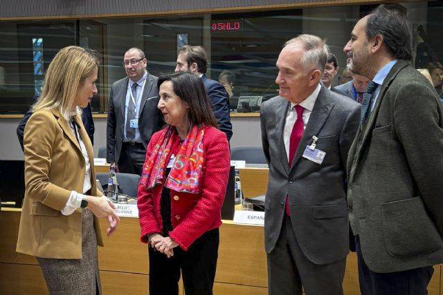 Margarita Robles abunda en la unidad de todos los países de la Unión Europea por seguir apoyando a Ucrania