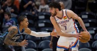 Thunder improve to 23-1 with 15th straight victory, routing Jazz 131