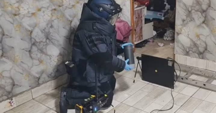 Tenía dos cartuchos de dinamita en su domicilio: allanamiento en La Legua permite detener a mujer buscada por narcotráfico