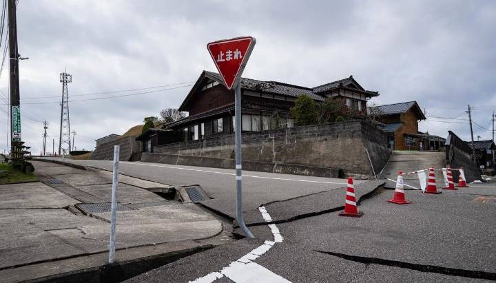 Activan alerta de tsunami en Japón por fuerte sismo de magnitud 6,7 en Aomori