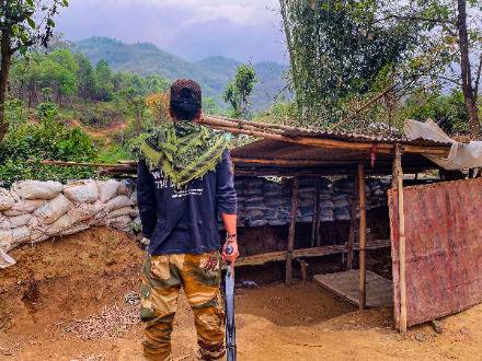 Ten militants arrested in Manipur