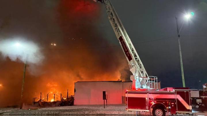 Crews battle fire at commercial building in Warrensville Heights: See video from the scene