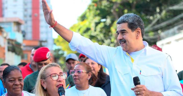 Maduro acusa a María Corina Machado de "aplaudir" en Oslo el "secuestro" del petrolero