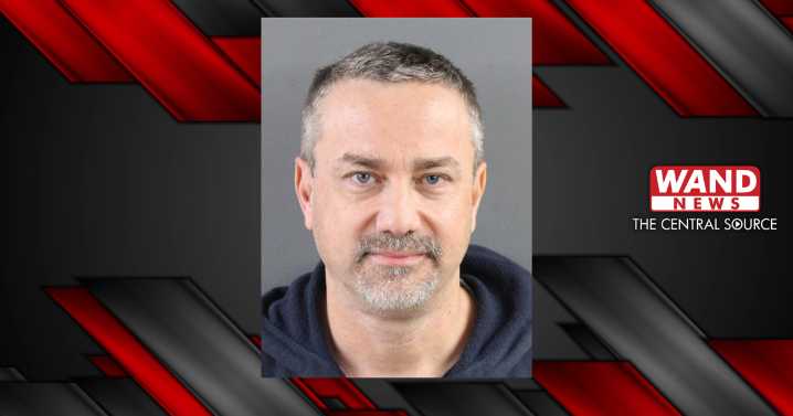 Coles County man charged with child porn possession