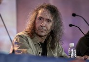 Muere Robe Iniesta, líder de Extremoduro, a los 63 años