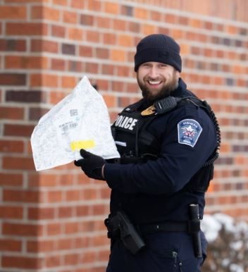 Fishers Police Finish Amazon Deliveries After Arresting Driver