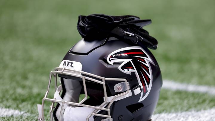 Falcons RB coach Michael Pitre won't be with the team for Thursday night's game
