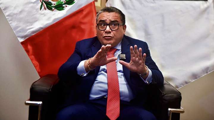 Tomás Gálvez pide levantar el secreto de las comunicaciones de Juan José Santiváñez