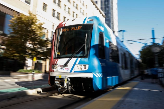 Freight train derailment causes significant UTA delays