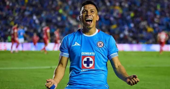 Ángel Sepúlveda analiza su futuro y Chivas aparece como opción real