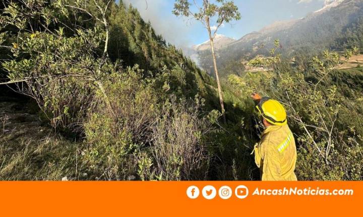 Áncash registra al menos siete incendios forestales durante el fin de semana largo: se reportan áreas afectadas en cinco provincias