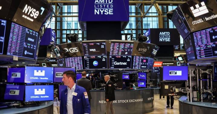 Wall Street cierra al alza ante posible recorte de tasas de interés
