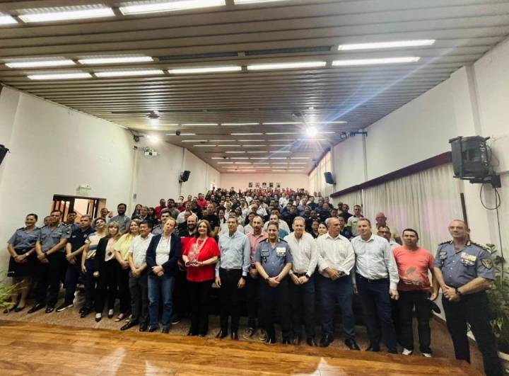 Tragedia en el Yazá: Policías fueron distinguidos por las tareas de rescate