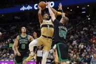 Deadspin | Undermanned Wizards take on Hawks following historic loss