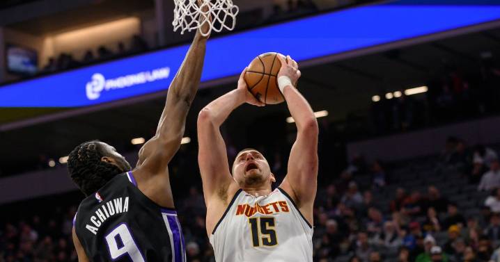 Jokic has 36 points, 12 boards as Nuggets rout Kings 136