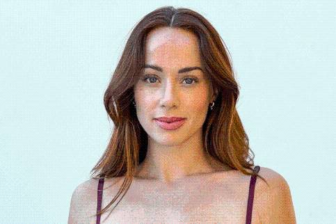 Whitney Leavitt Makes Broadway Debut in 'Chicago' as Roxie Hart