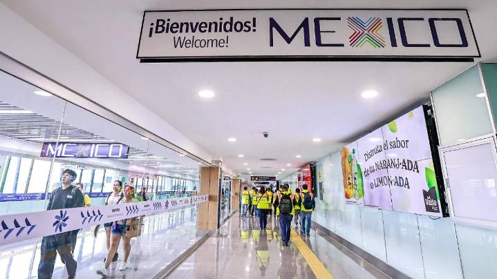 SICT prevé lograr acuerdo aéreo con EU antes del Mundial