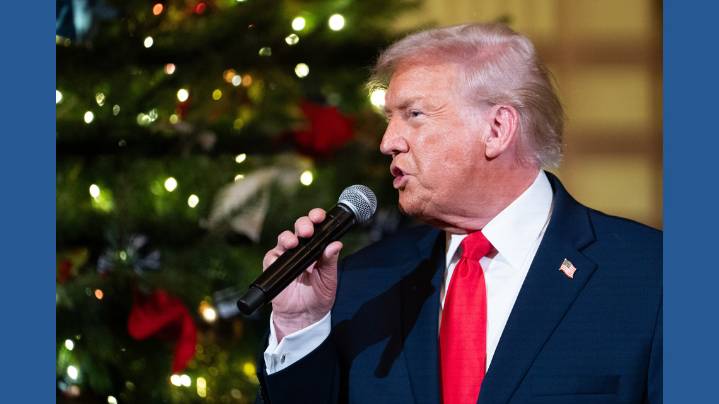 Trump awards medals to the Kennedy Center honorees in an Oval Office ceremony