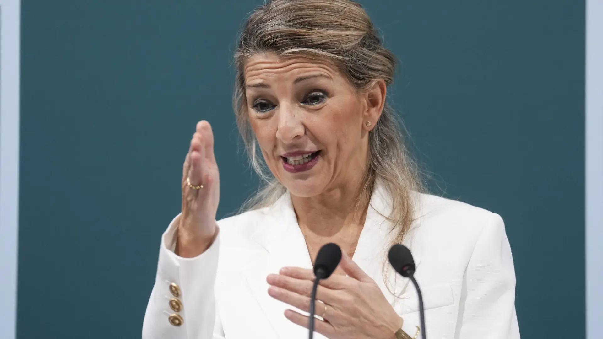 Yolanda Díaz exige a Sánchez una reacción: "No se puede continuar así"