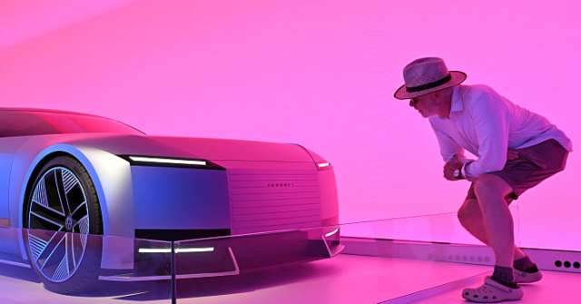 Report: Jaguar Land Rover Design Chief 'Terminated' After Brand's 'Woke' Reinvention