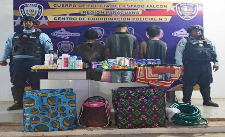 Tres jóvenes fueron capturados al hurtar un local comercial en Falcón