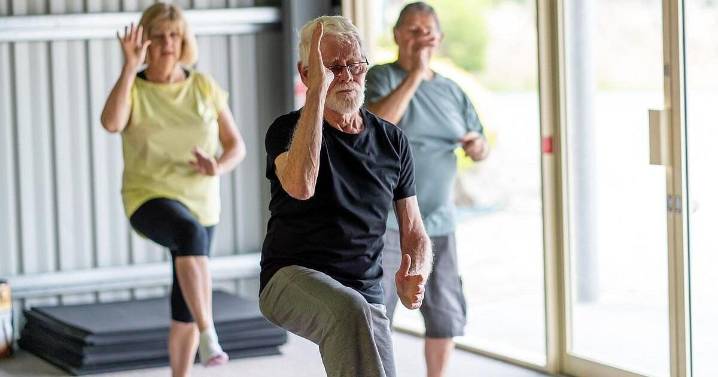 Tai Chi Might Equal Talk Therapy in Easing Insomnia