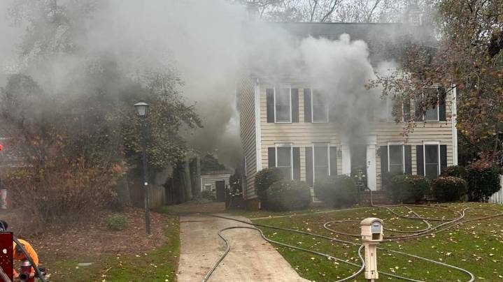 Fire causes extensive damage to Irmo home, officials say