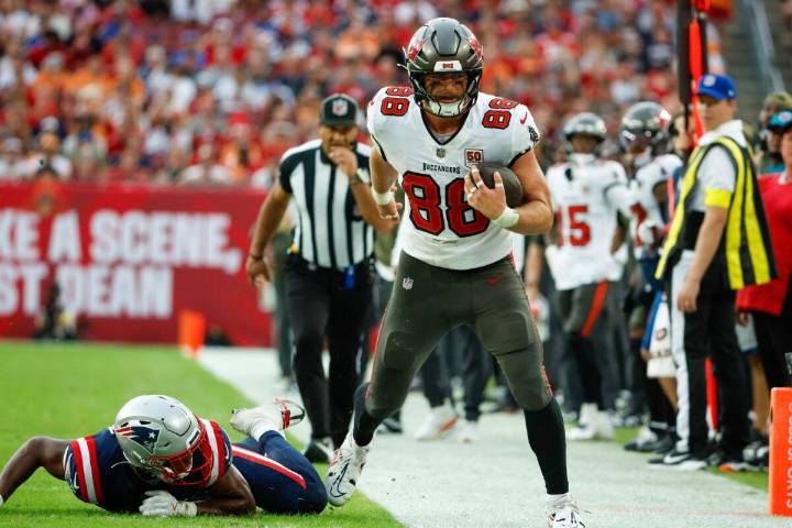 Will Cade Otton Play vs. Falcons at TNF Game? Todd Bowles Announces Buccaneers’ Injury Report With injuries mounting, the 7-6 Buccaneers face a tough test Thursday. Can they keep their playoff hopes a