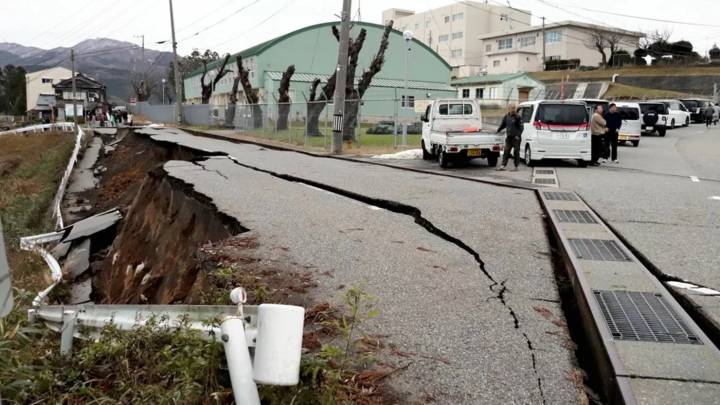 Sismo de magnitud 7,5 en el norte de Japón deja 23 heridos y provoca un tsunami