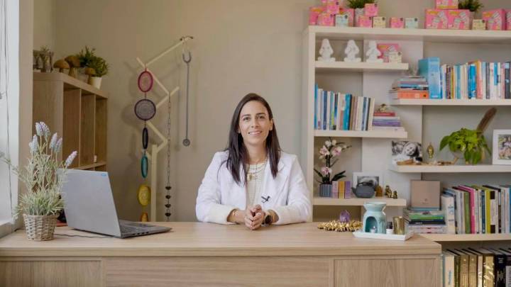 Manuela Mejía, la médica paisa que quiere tratar cuerpo, mente y espíritu