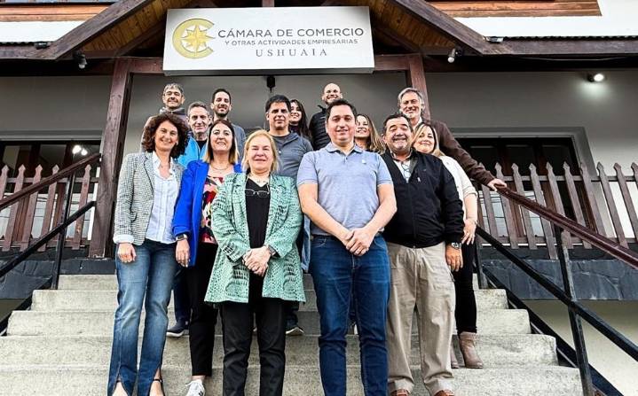 Daniel González asumió la presidencia de la Cámara de Comercio de Ushuaia con un plan de modernización