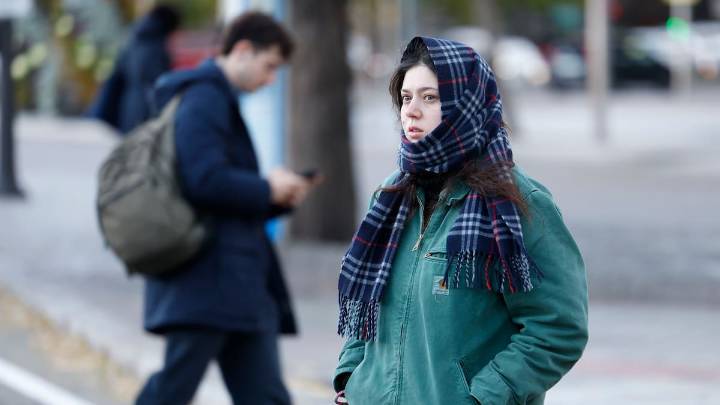 Lluvias y olas en el norte y heladas en el interior: diciembre arranca invernal a pocos días del puente de la Constitución