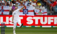 England''s Mark Wood ruled out of Ashes series with knee injury