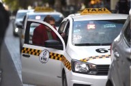 La Capital cuadruplica la cantidad de taxis que se recomienda para una ciudad de su tamaño
