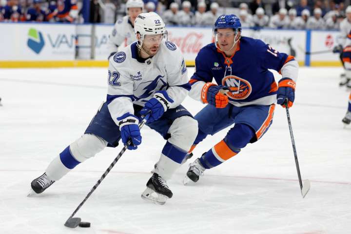 Ilya Sorokin, Islanders snap Lightning's 7-game win streak - The Rink Live | Coverage of youth, junior, high school and college hockey