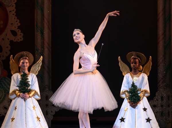 Toledo Ballet alums flock into town to celebrate 'Nutcracker' legacy