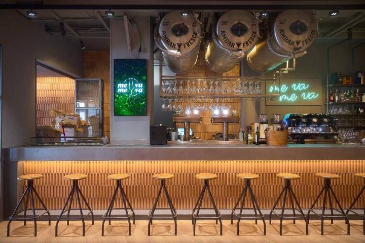 Una cena única en Zaragoza: trufa, champán y el mejor sumiller de España