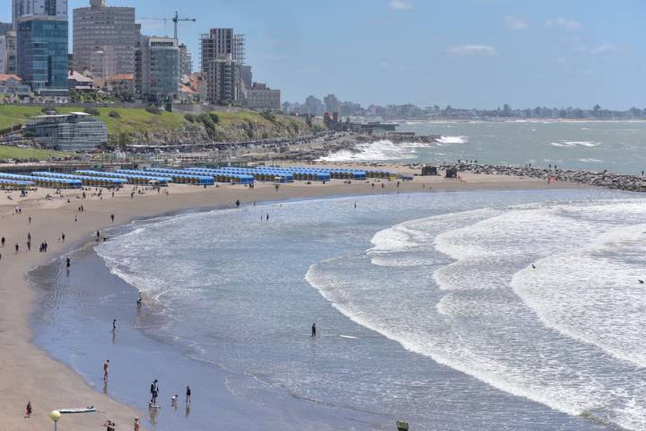 Último fin de semana largo de 2025. Casi 1,4 millones de turistas gastaron $249.370 millones con sus viajes en el país